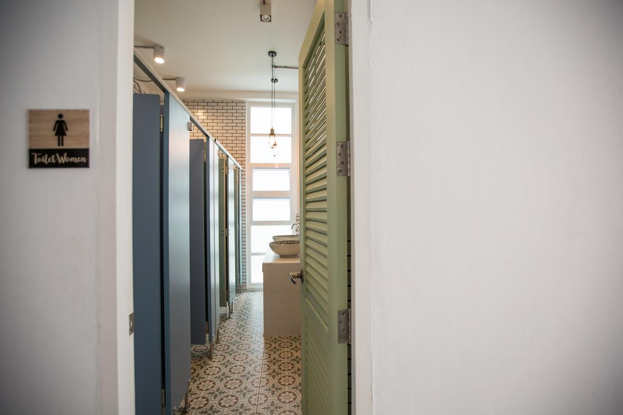 Memmoth Hostel In Lampang Exterior photo